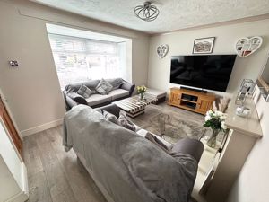 Lounge- click for photo gallery